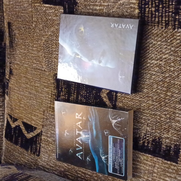 2/$50 Avatar - 3 Disc Blu-Ray Set - Picture 3 of 8